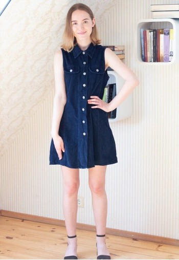Dark blue navy sleeveless pinafore dress